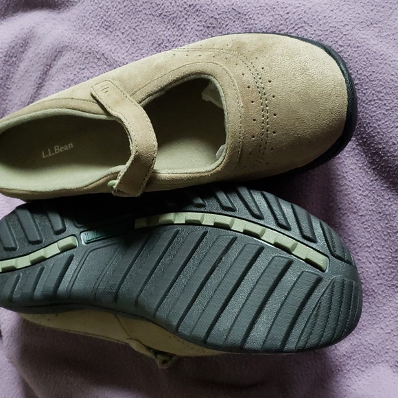 L.L. BEAN Tan Khaki Suede Clog Mocassin Mary Jane Women's 8.5 Medium NWOT - Picture 3 of 8